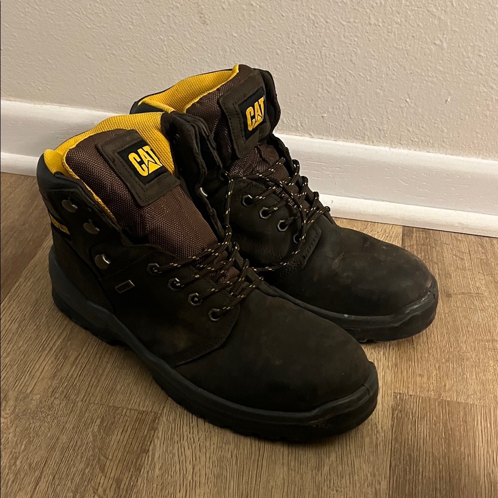 Men's Caterpillar steel toe workboots